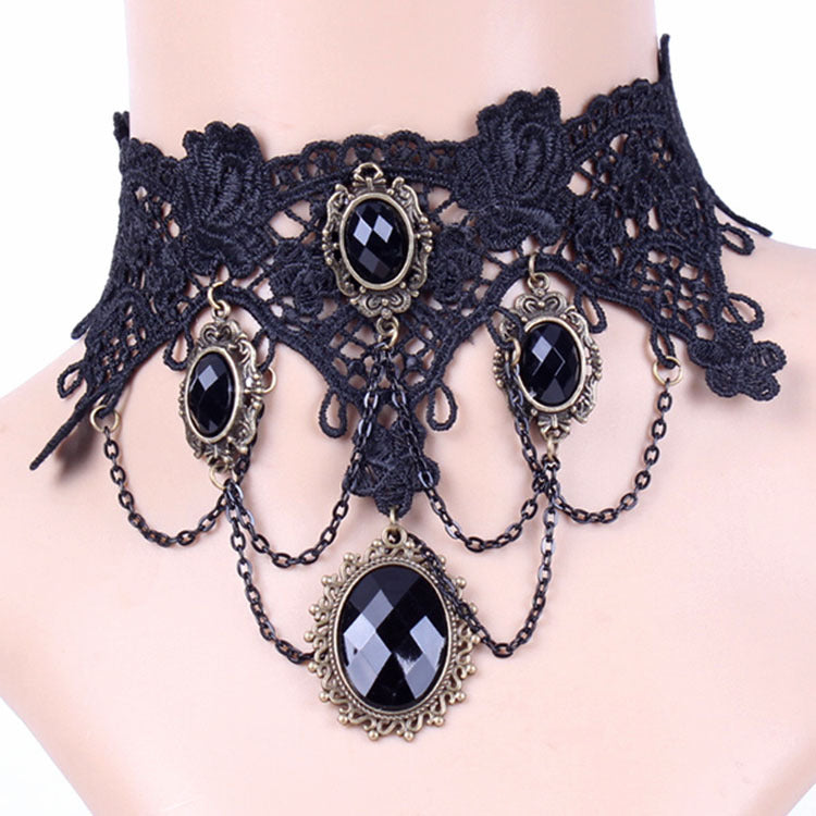 Retro Gothic Hollow Lace Collar Necklace